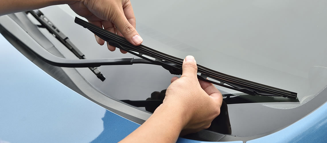 How To Replace Your Windscreen Wipers | Car Servicing | The NRMA