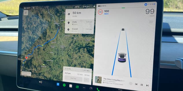 Adaptive cruise control display on a Tesla