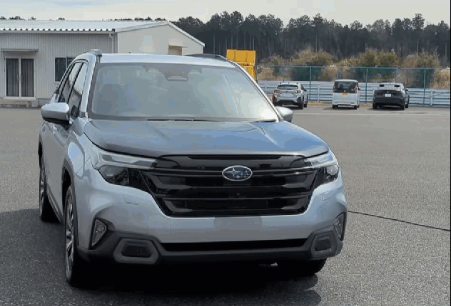 Subaru Forester external airbag demonstration taken from Car Watch Channel video