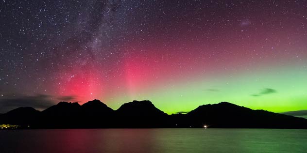 Aurora Australis over Coles Bay