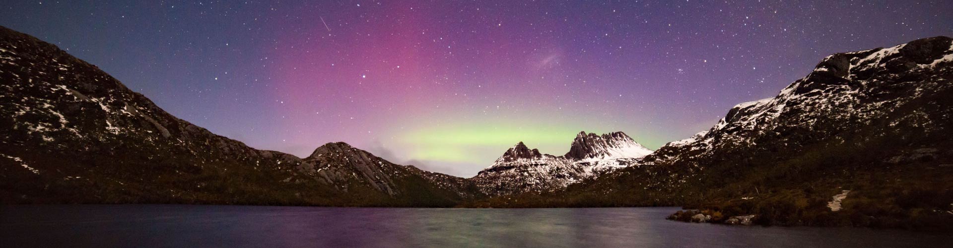 Aurora Australis over Cradle Mountain
