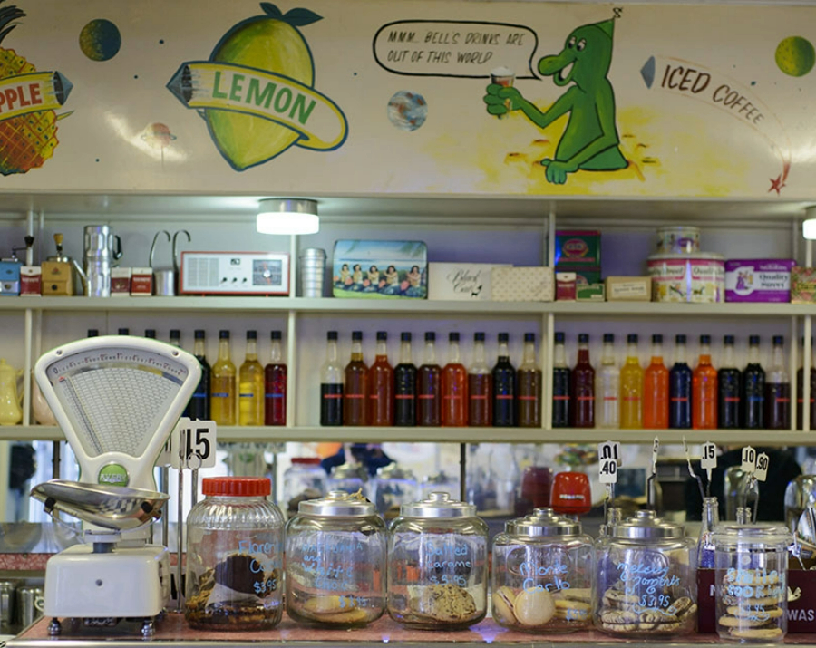 bells-milk-bar-counter-broken-hill-nsw-900x715 Slide 1