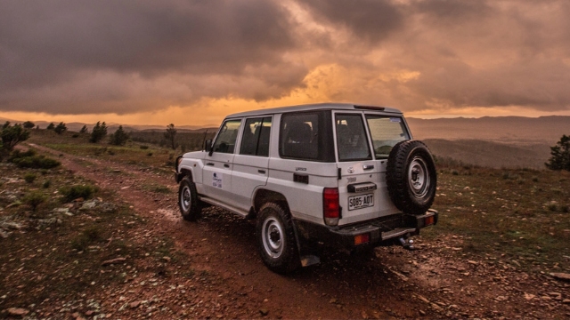 4WD on unsealed hilltop road Bendleby ranges SA road-trip-bendleby-ranges-hero-desktop