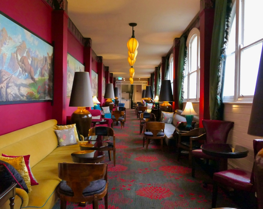 cats-alley-at-hydro-majestic-nsw-900x715 Slide 5