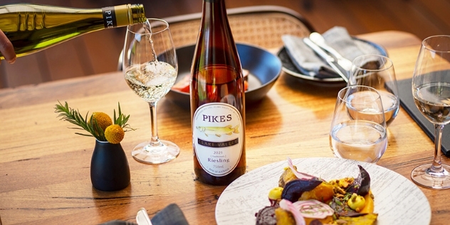 dining at Pikes Wines Clare Valley