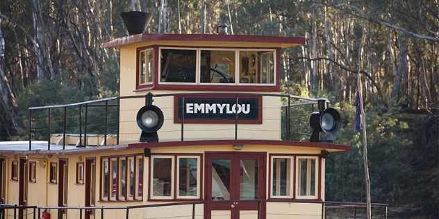 close up of the front of the Emmylou paddlesteamer