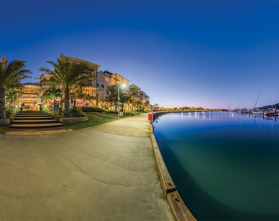 port-of-airlie-beach-qld-900x715 Slide 4