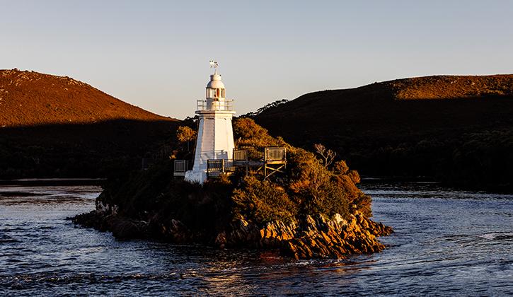 Macquarie Harbour lighthouse