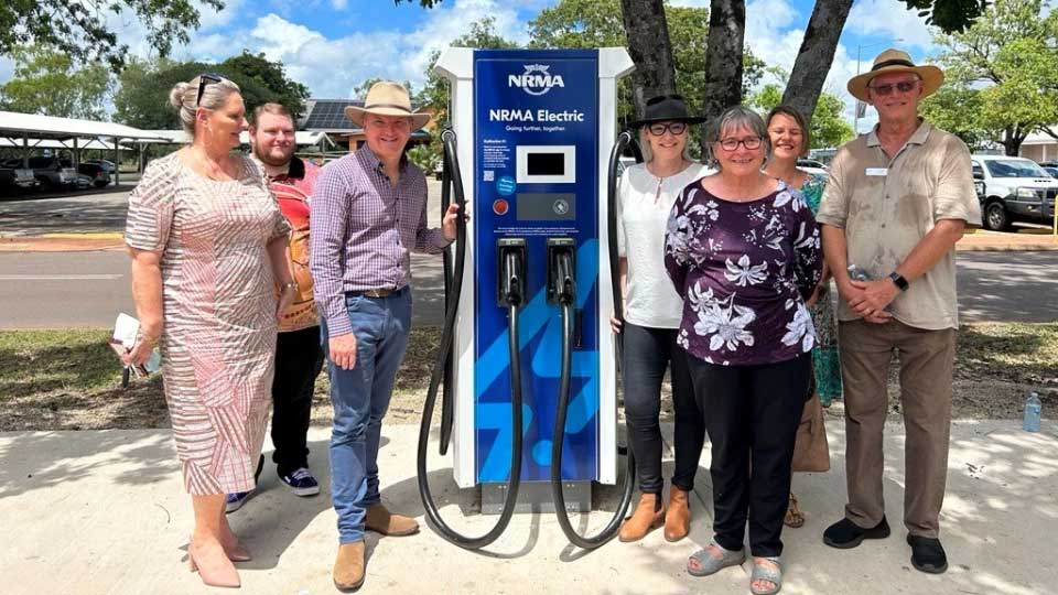 Minister Chris Bowen and Carly Irving-Dolan launching Katherine NRMA charger