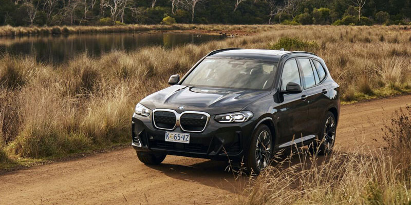 SIXT BMW iX3